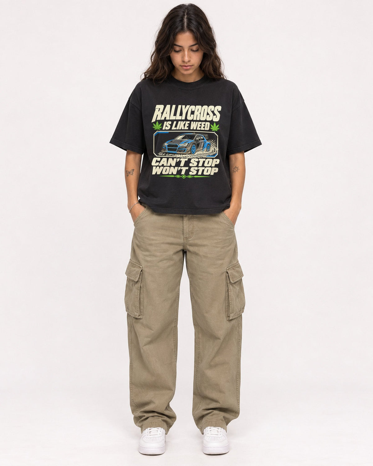 Mockup Boxy Heavyweight Tee Black female full-body 06