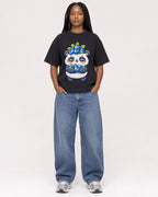 Mockup Boxy Heavyweight Tee Black female full-body 04