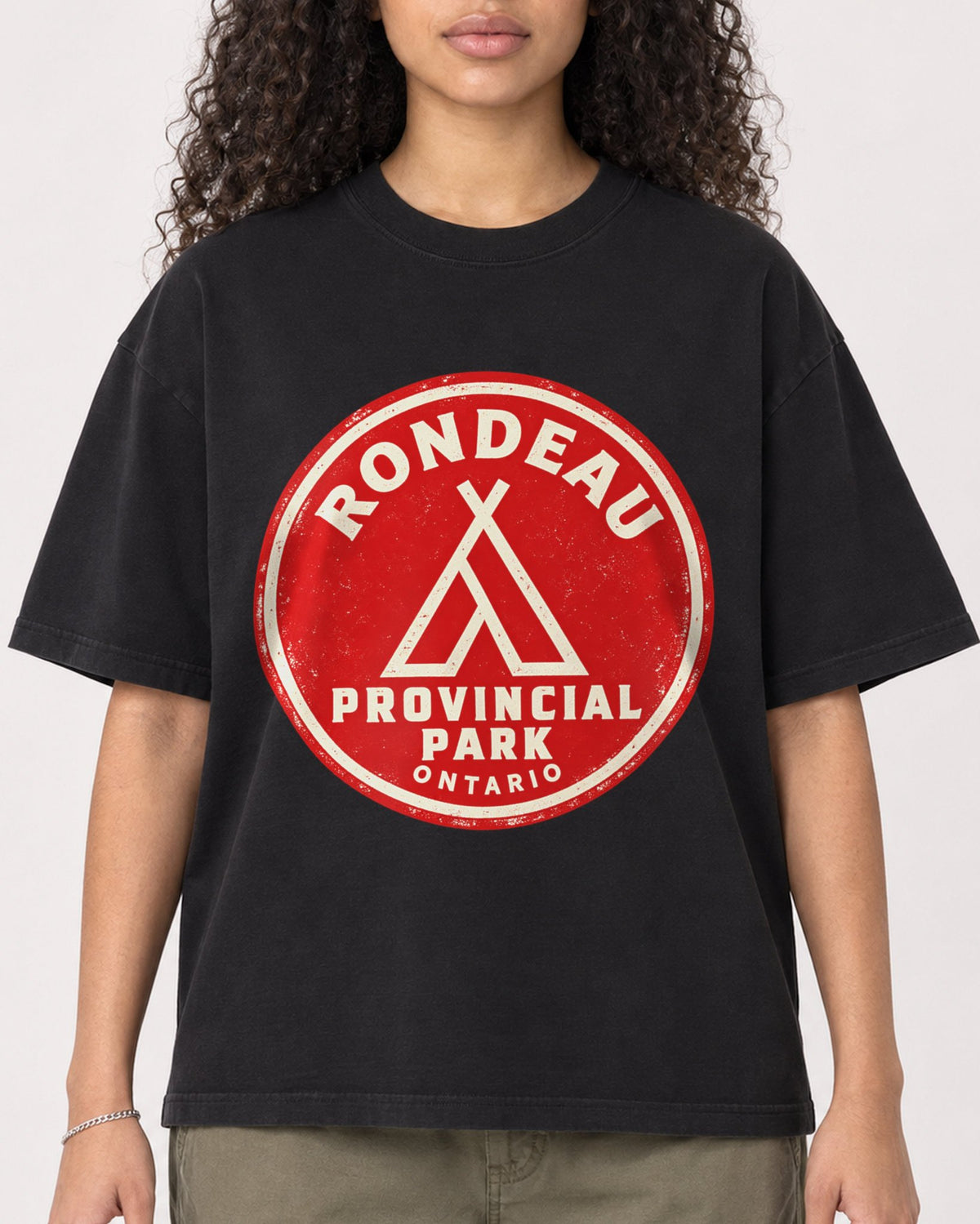 Mockup Boxy Heavyweight Tee Black female close-up 10
