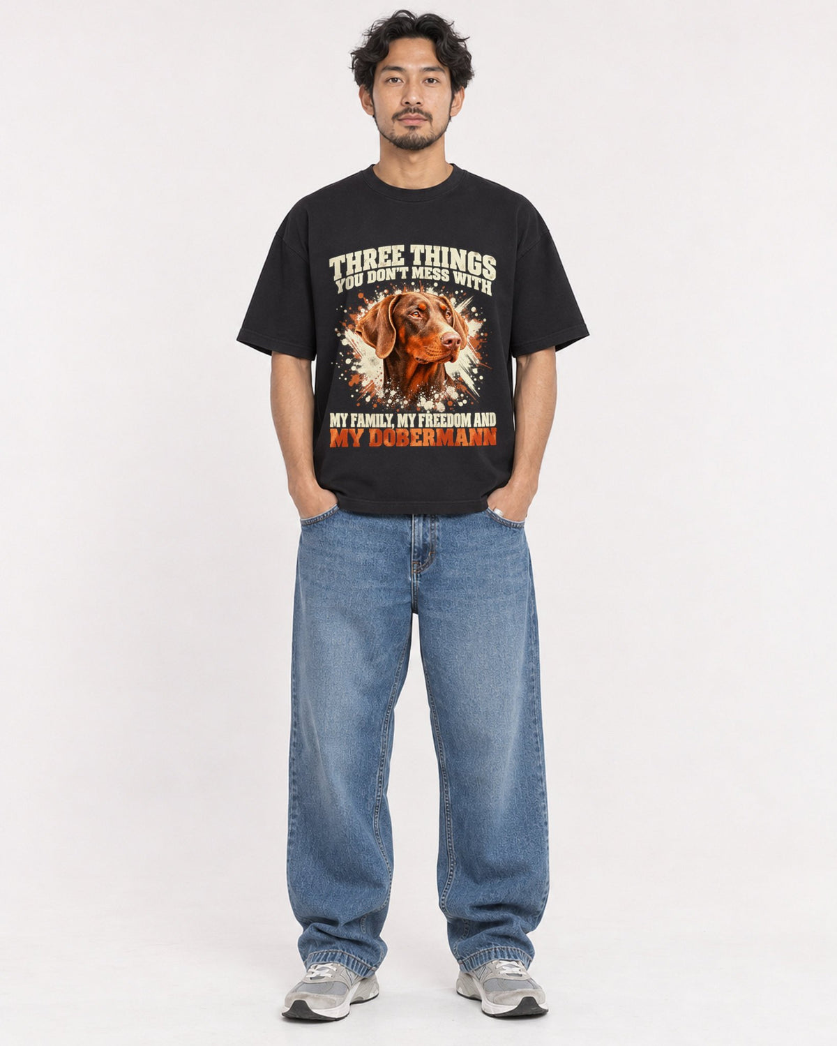 Mockup Boxy Heavyweight Tee Black male full-body 02