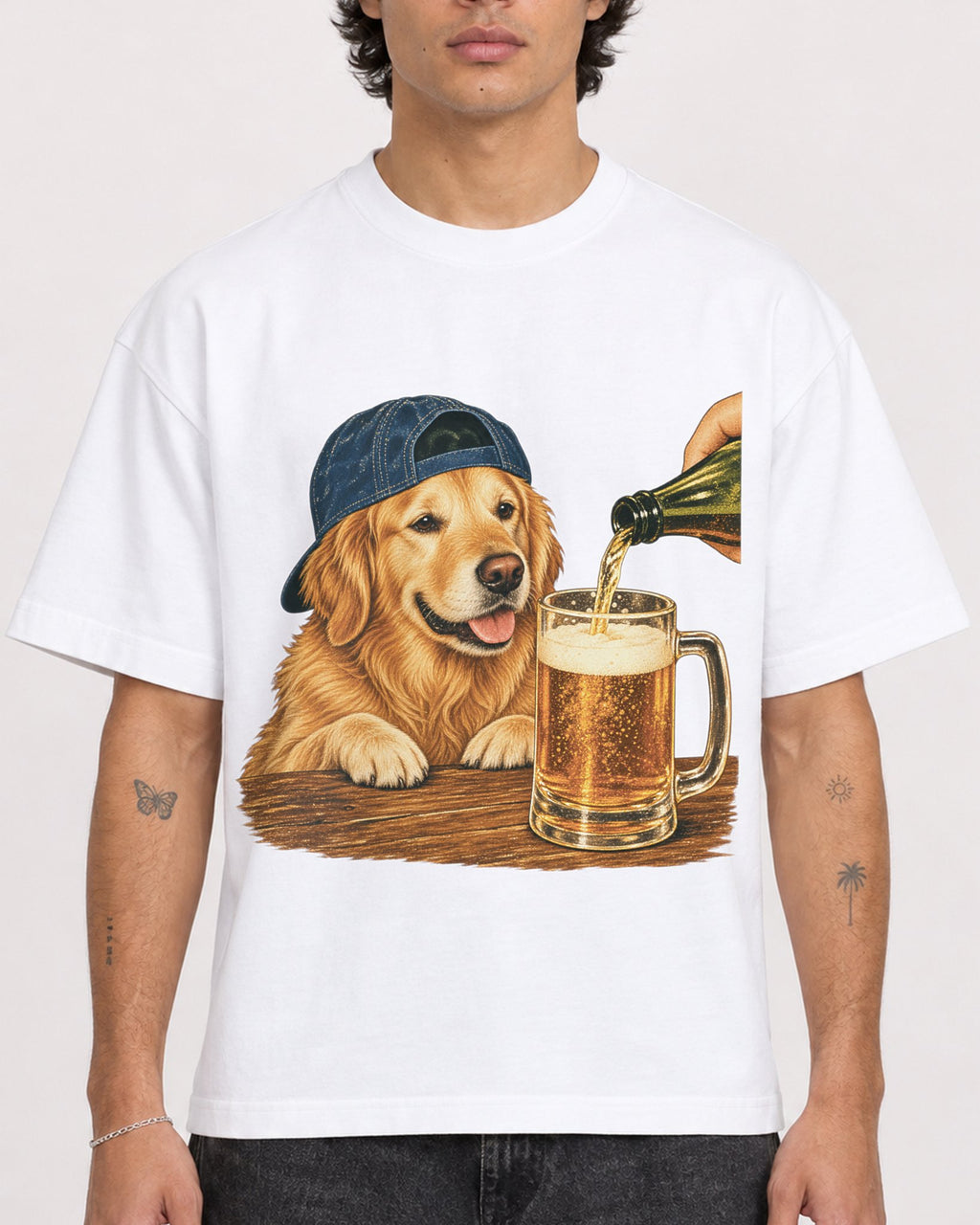 Mockup Boxy Heavyweight Tee White male close-up 30