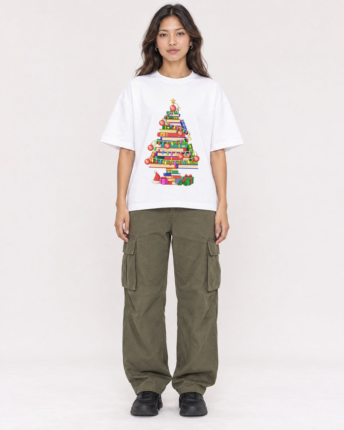 Mockup Boxy Heavyweight Tee White female full-body 02