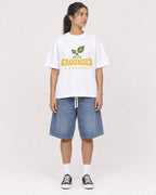 Mockup Boxy Heavyweight Tee White female full-body 16