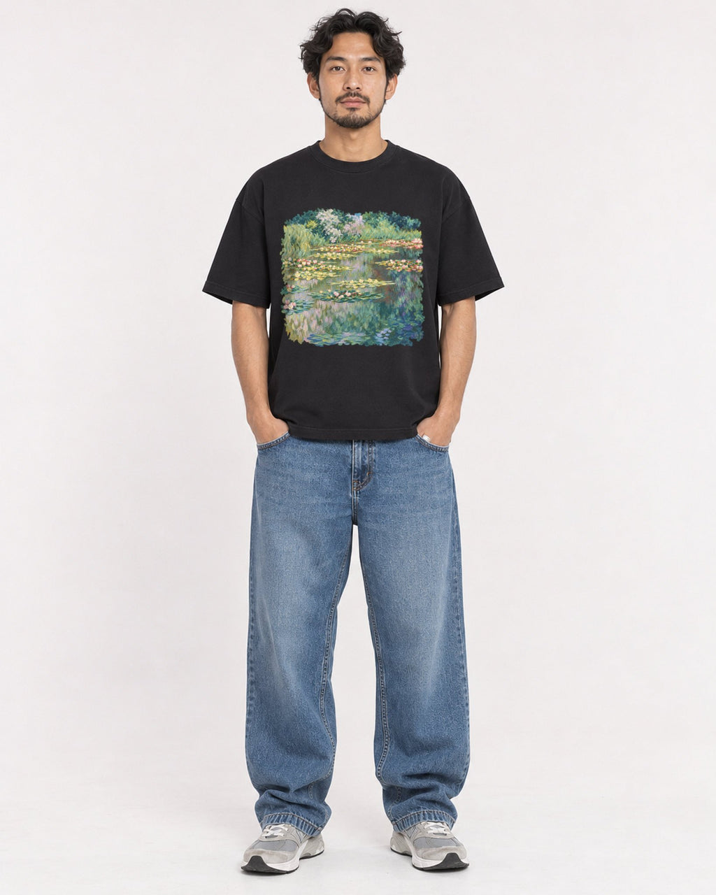 Mockup Boxy Heavyweight Tee Black male full-body 02