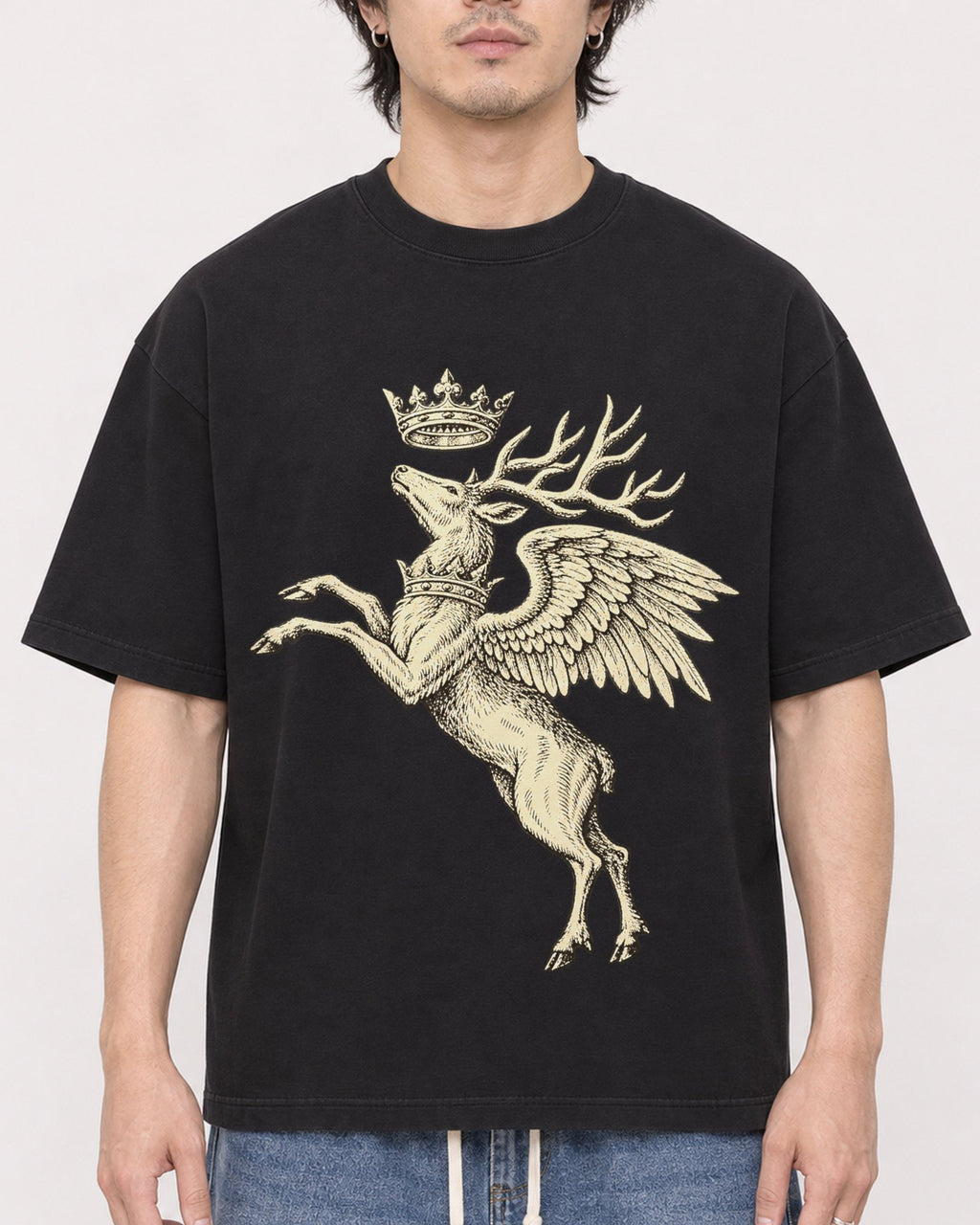 Mockup Boxy Heavyweight Tee Black male close-up 03