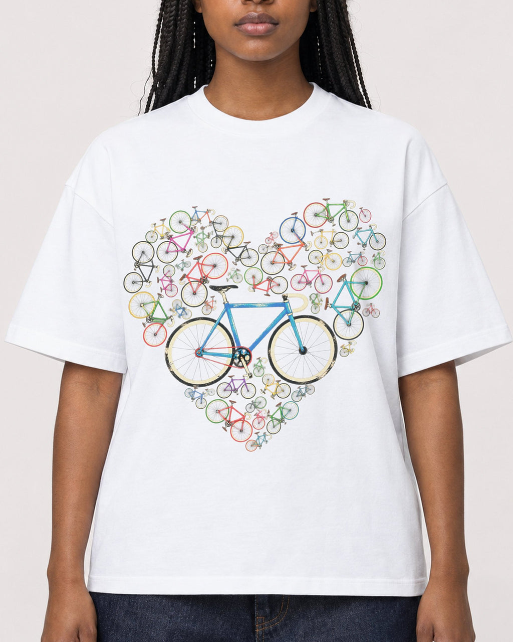 Mockup Boxy Heavyweight Tee White female close-up 04