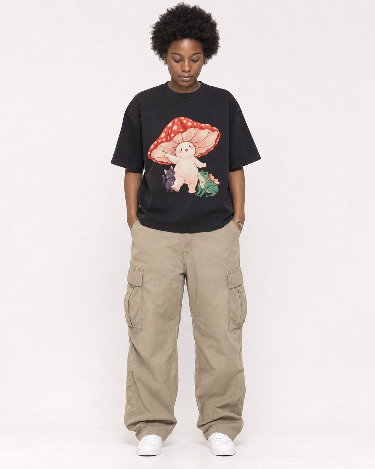 Mockup Boxy Heavyweight Tee Black female full-body 14