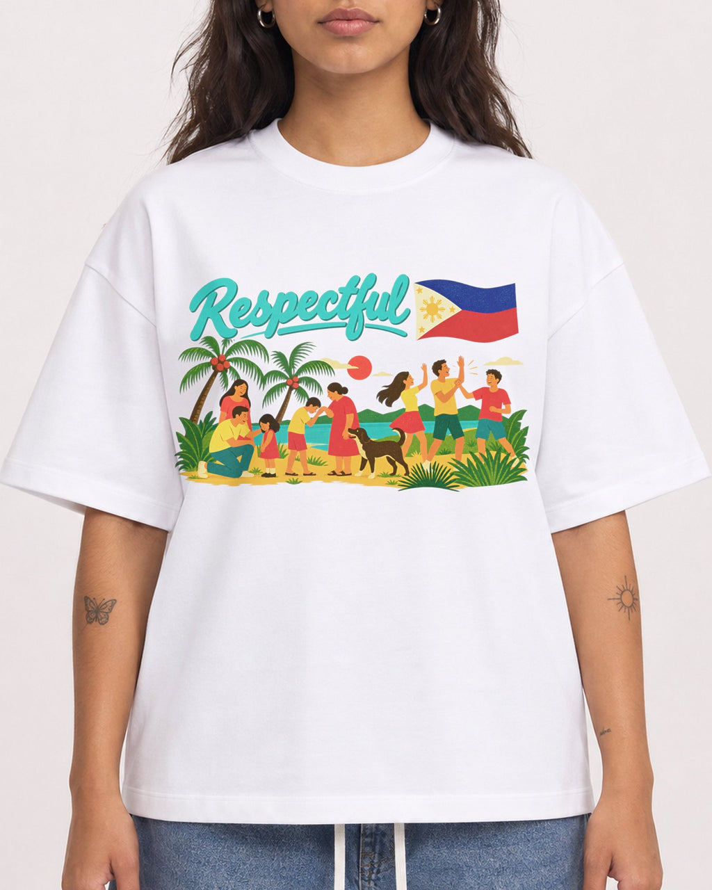 Mockup Boxy Heavyweight Tee White female close-up 06