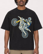 Mockup Boxy Heavyweight Tee Black male close-up 04