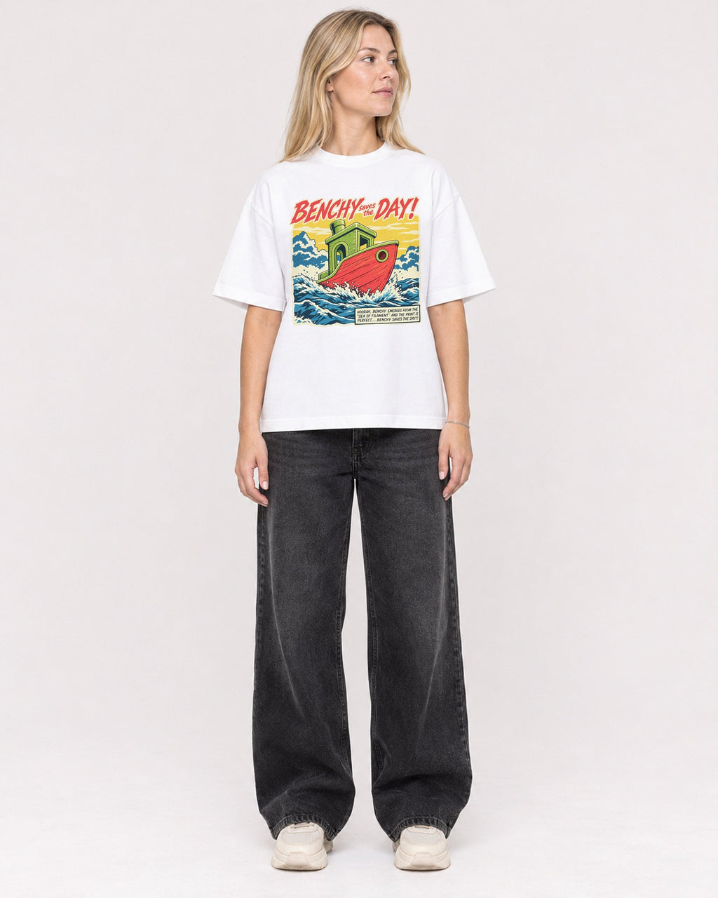 Mockup Boxy Heavyweight Tee White female full-body 08