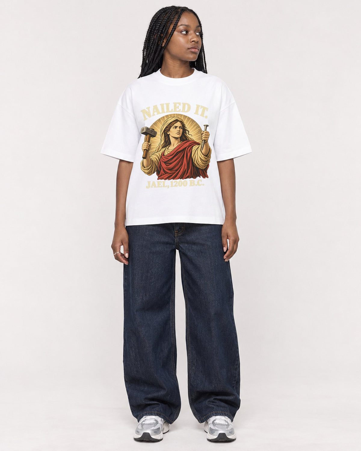 Mockup Boxy Heavyweight Tee White female full-body 04