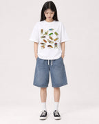 Mockup Boxy Heavyweight Tee White female full-body 01