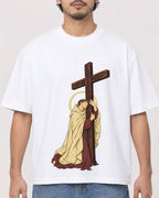 Mockup Boxy Heavyweight Tee White male close-up 02