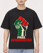 Mockup Boxy Heavyweight Tee Black male close-up 01