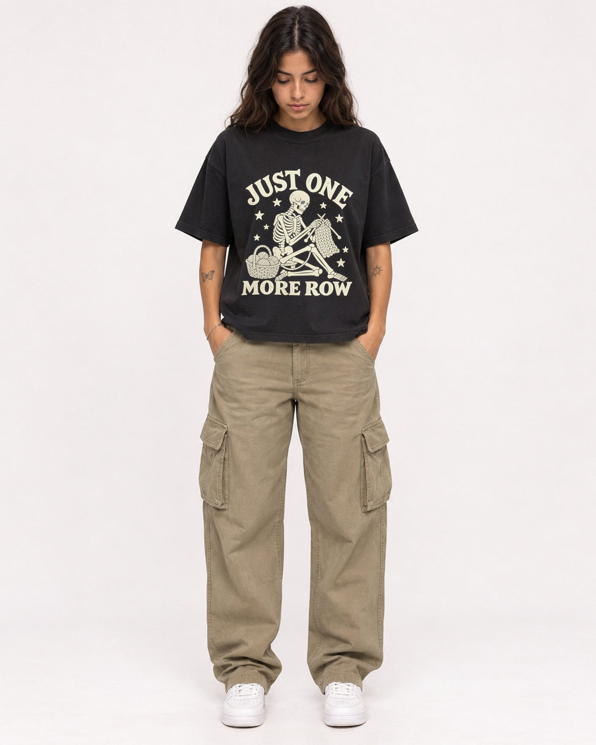 Mockup Boxy Heavyweight Tee Black female full-body 06