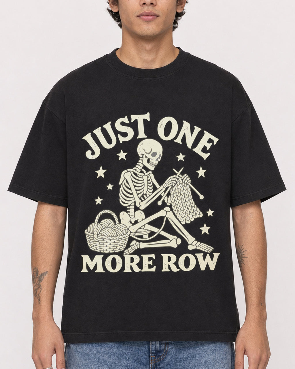 Mockup Boxy Heavyweight Tee Black male close-up 06
