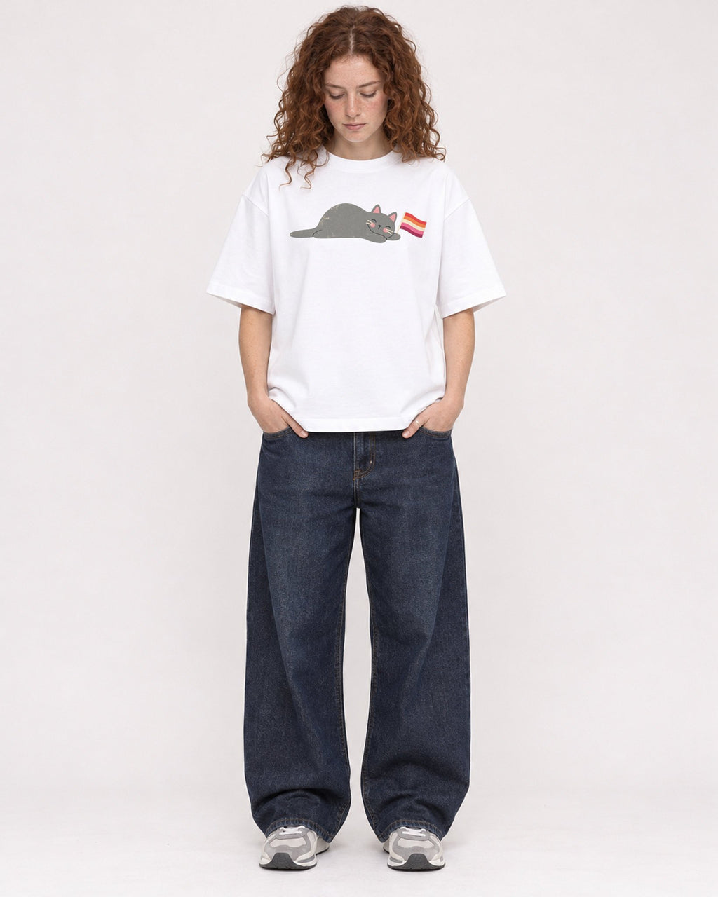 Mockup Boxy Heavyweight Tee White female full-body 09