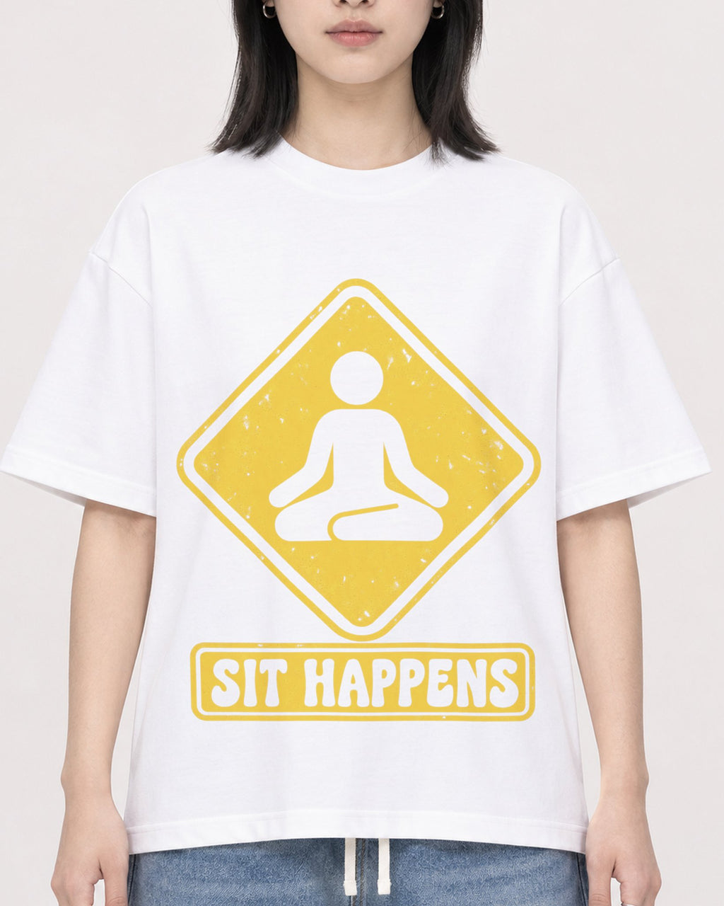 Mockup Boxy Heavyweight Tee White female close-up 31