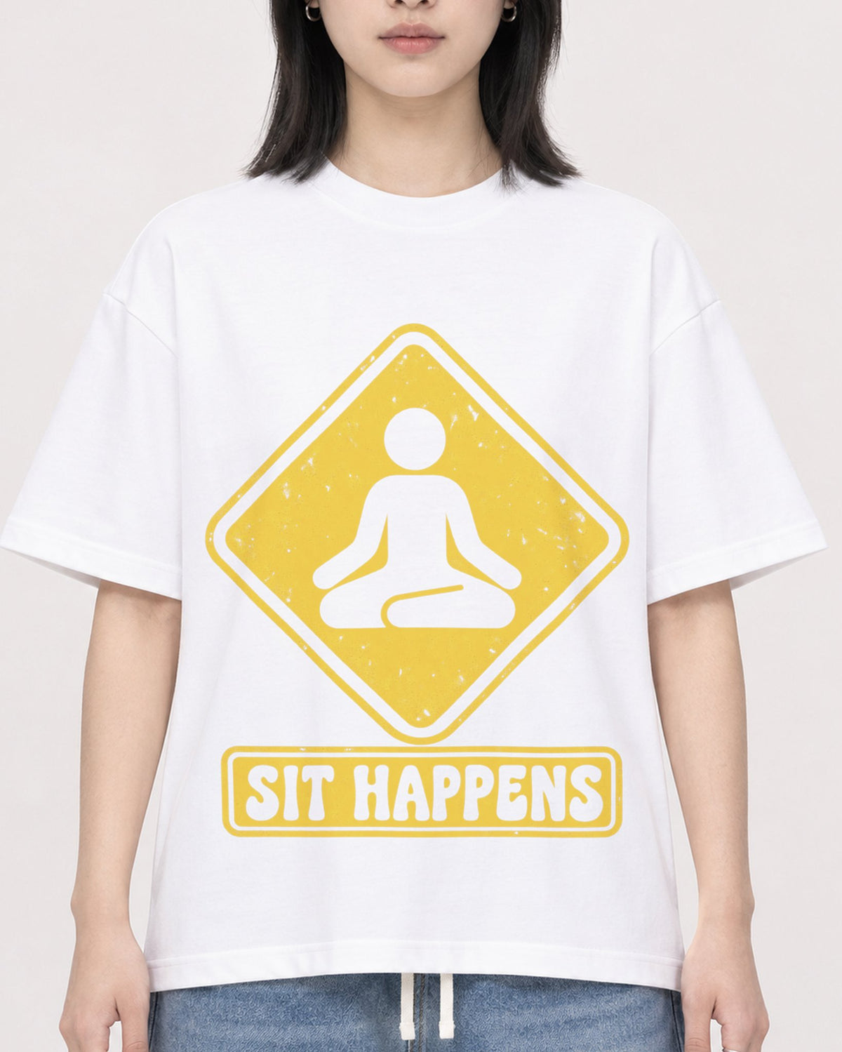 Mockup Boxy Heavyweight Tee White female close-up 31