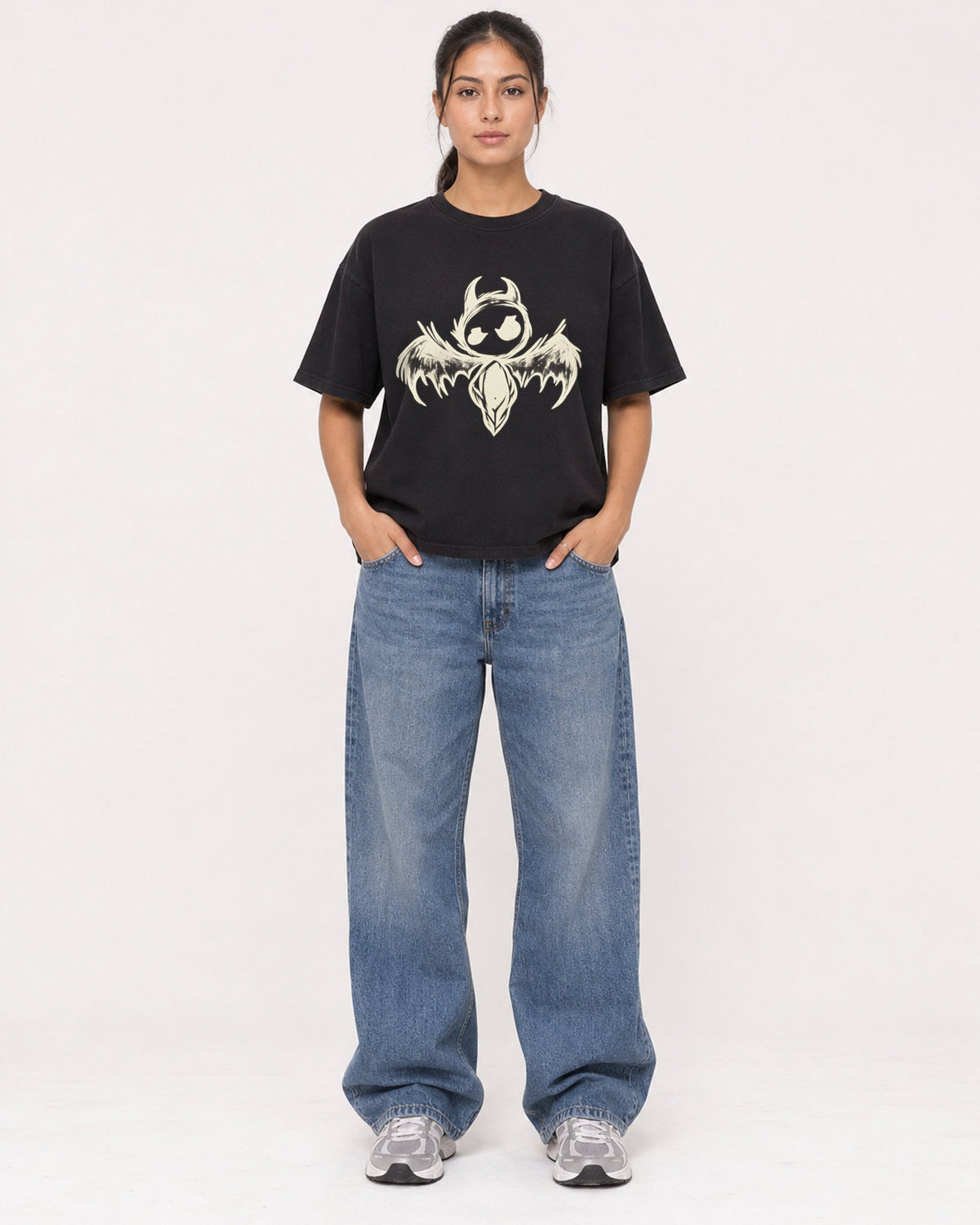 Mockup Boxy Heavyweight Tee Black female full-body 16