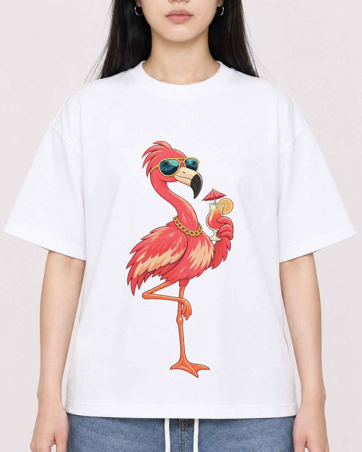 Mockup Boxy Heavyweight Tee White female close-up 01