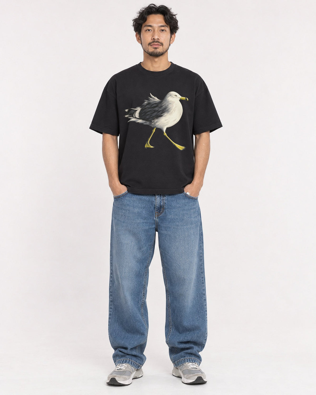 Mockup Boxy Heavyweight Tee Black male full-body 02