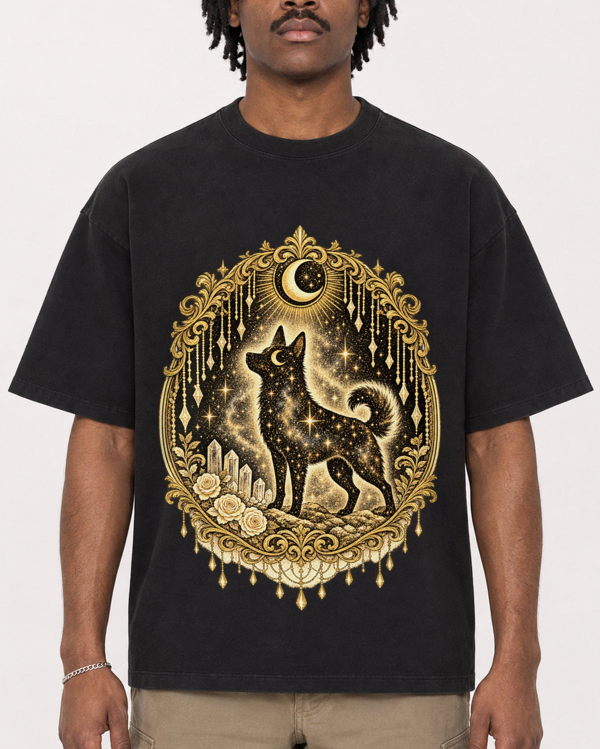 Mockup Boxy Heavyweight Tee Black male close-up 04