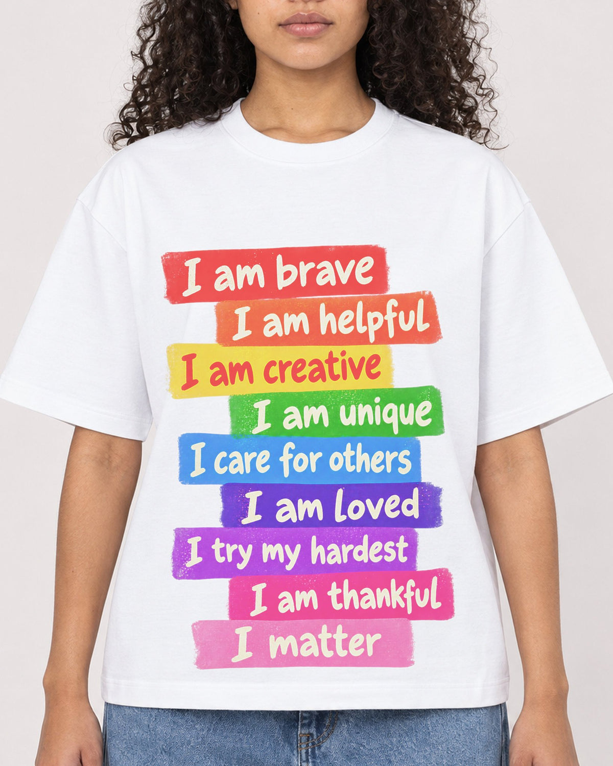 Mockup Boxy Heavyweight Tee White female close-up 10