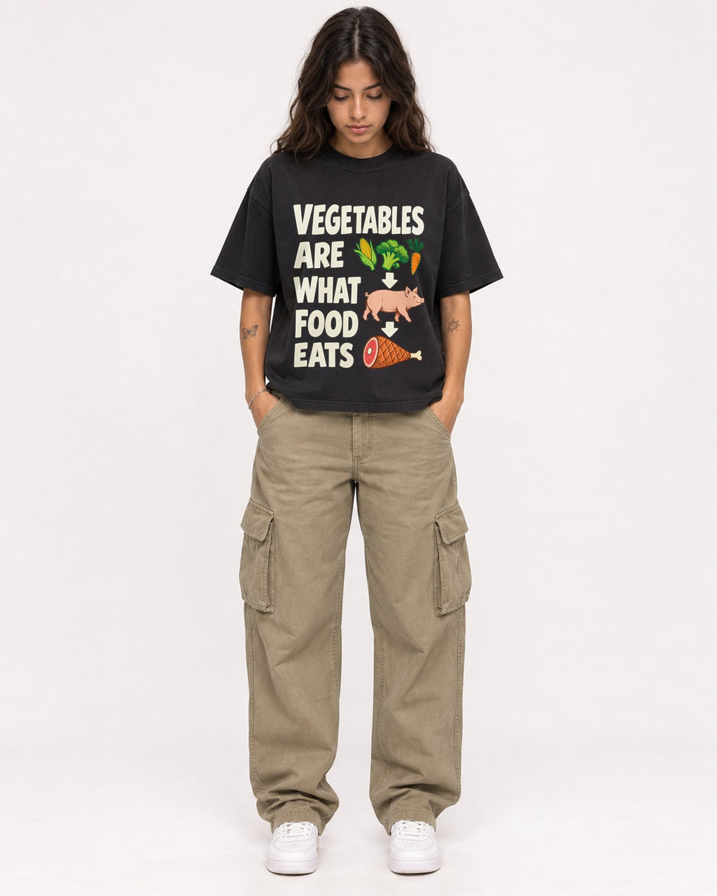 Mockup Boxy Heavyweight Tee Black female full-body 06