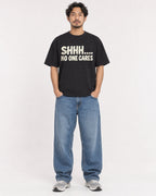 Mockup Boxy Heavyweight Tee Black male full-body 02