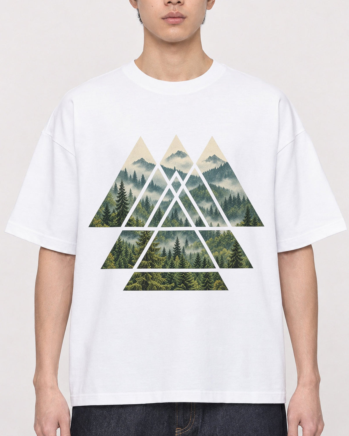 Mockup Boxy Heavyweight Tee White male close-up 01