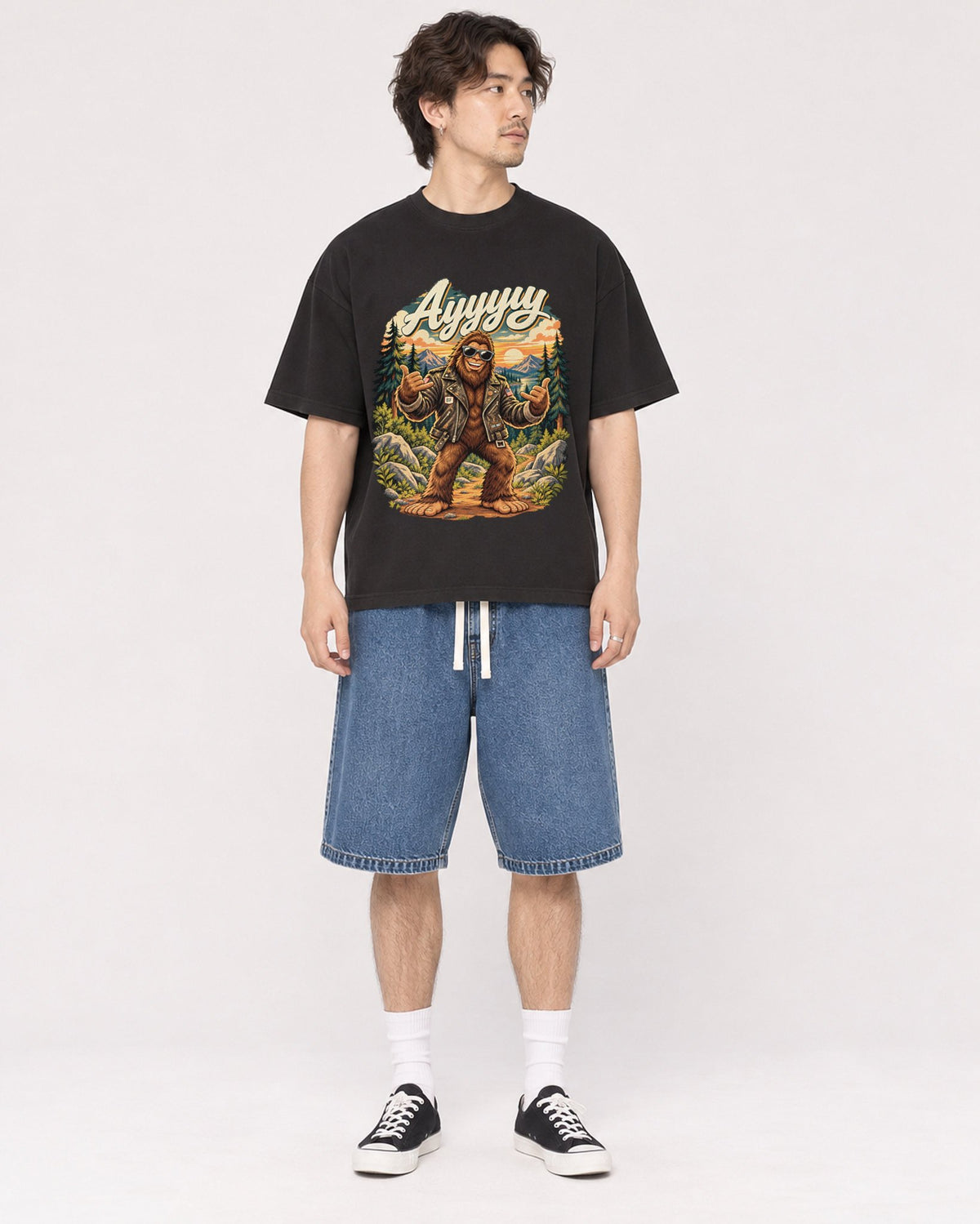 Mockup Boxy Heavyweight Tee Black male full-body 03