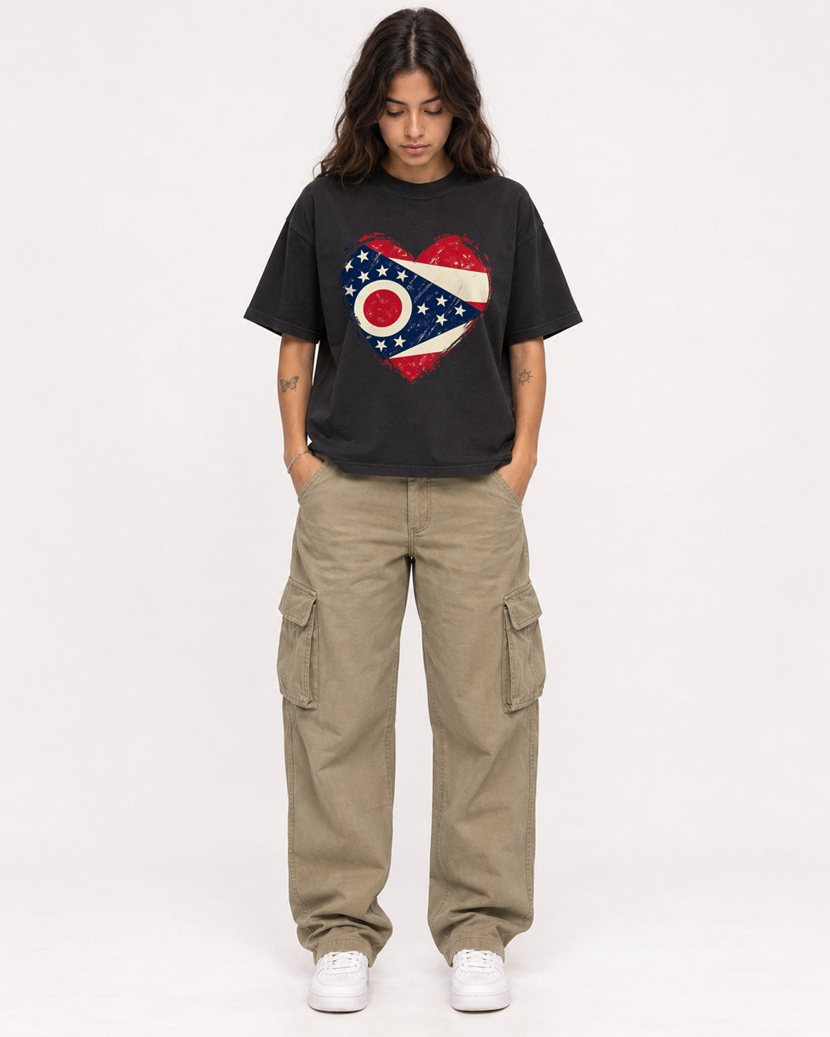 Mockup Boxy Heavyweight Tee Black female full-body 06