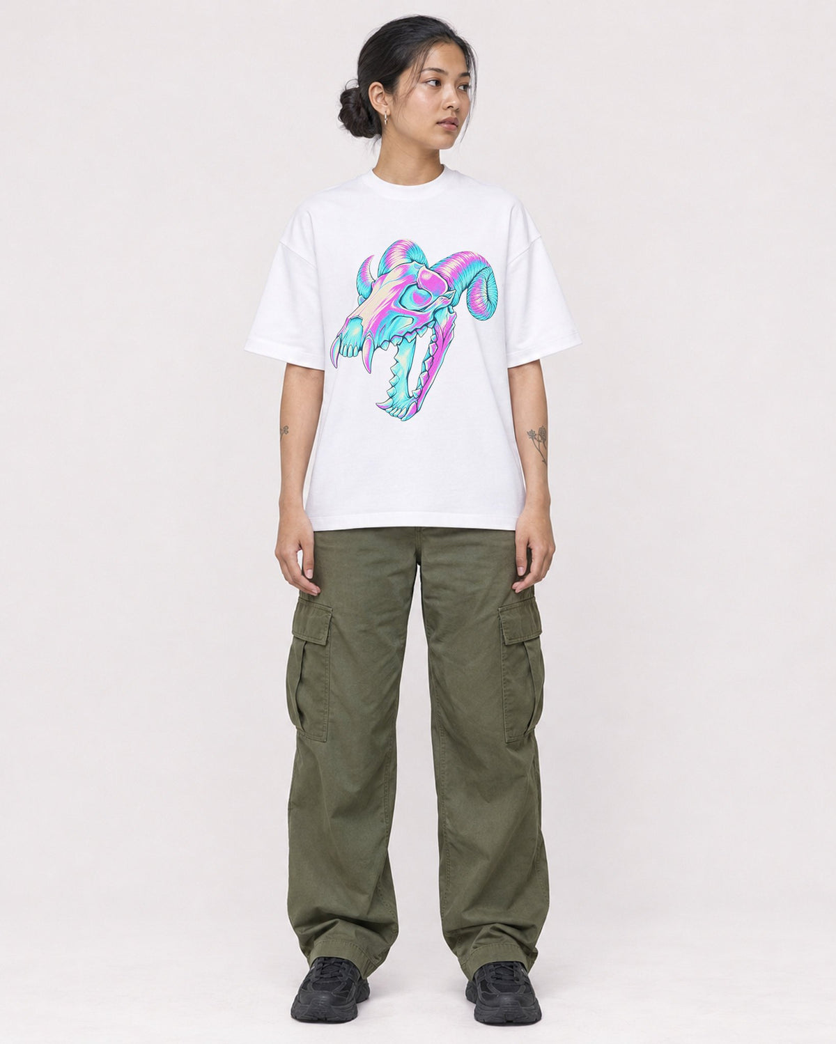 Mockup Boxy Heavyweight Tee White female full-body 12