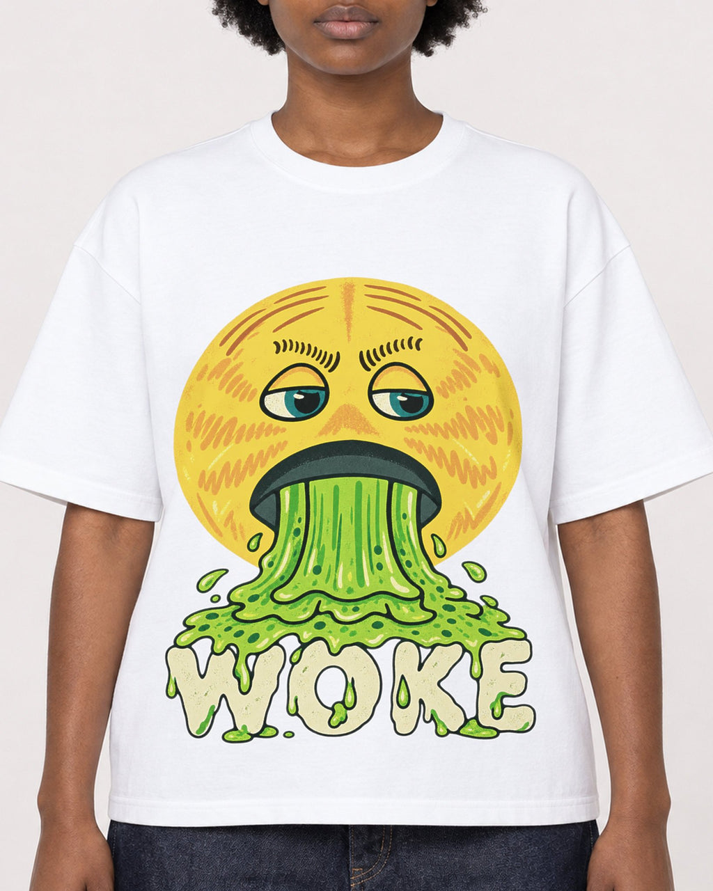 Mockup Boxy Heavyweight Tee White female close-up 14