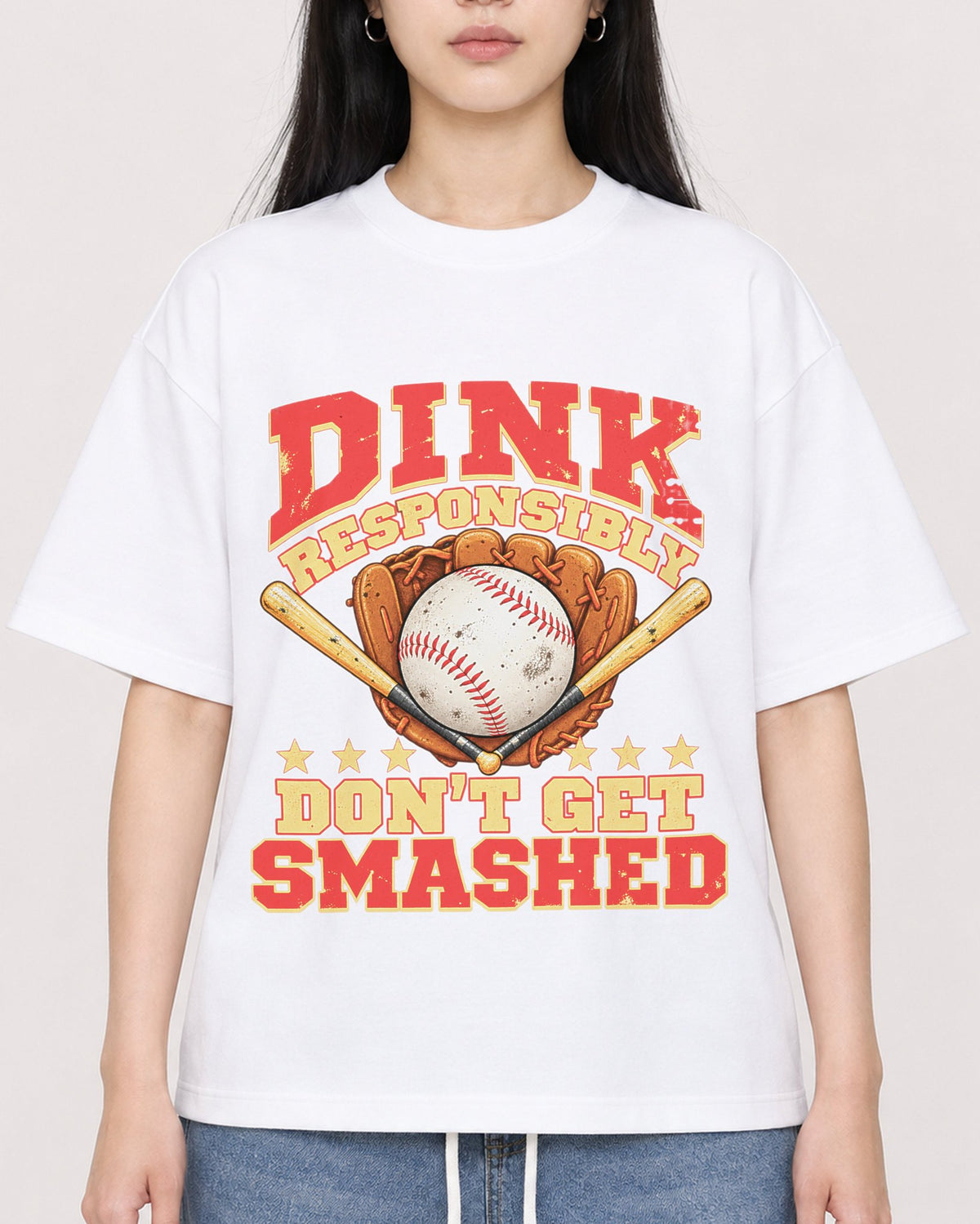 Mockup Boxy Heavyweight Tee White female close-up 01
