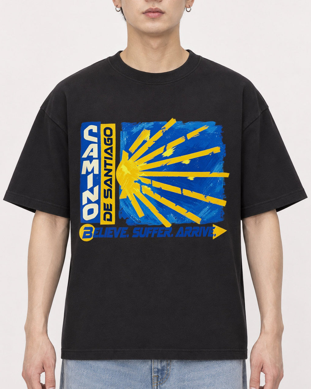 Mockup Boxy Heavyweight Tee Black male close-up 01