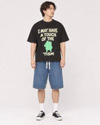 Mockup Boxy Heavyweight Tee Black male full-body 03