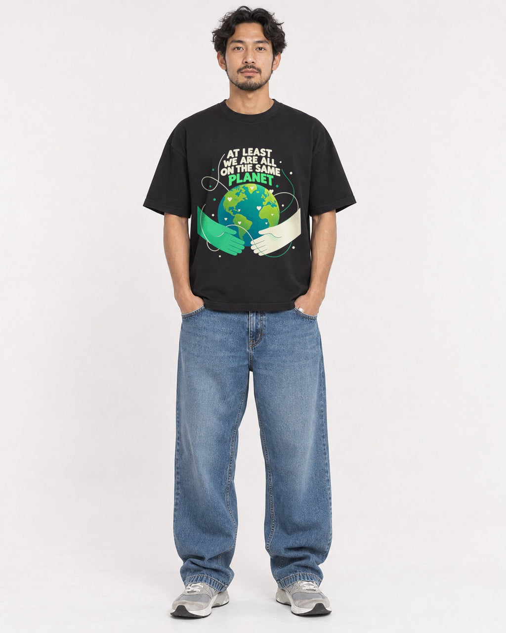 Mockup Boxy Heavyweight Tee Black male full-body 02