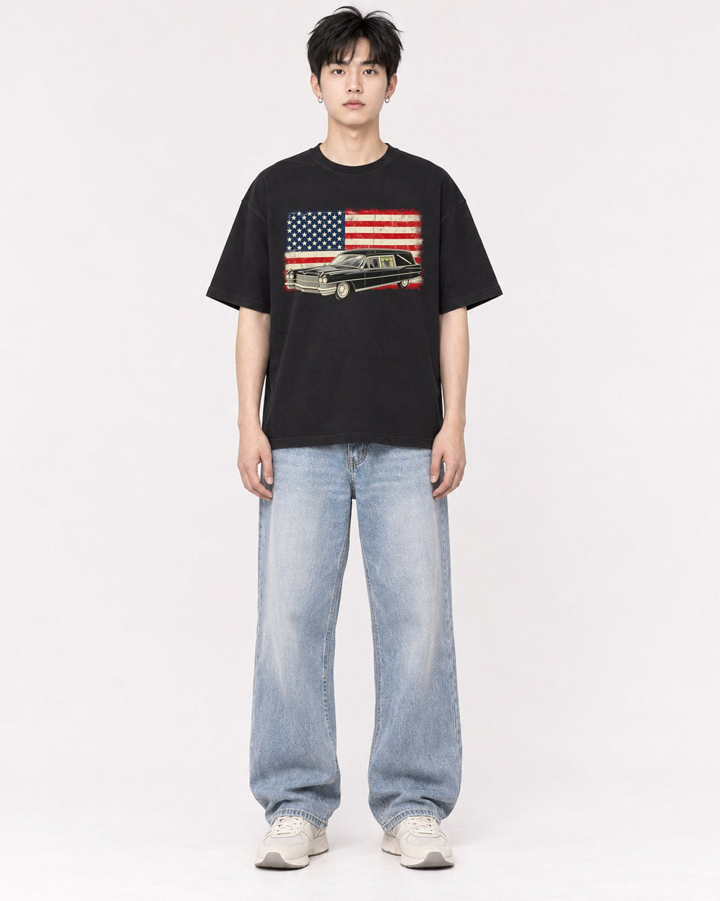 Mockup Boxy Heavyweight Tee Black male full-body 01