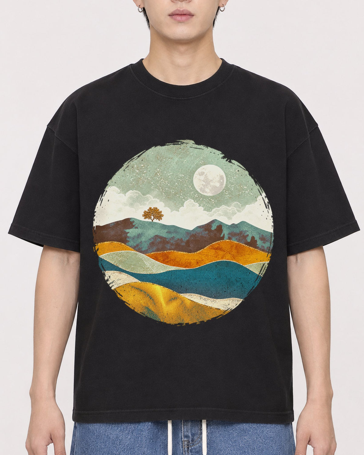 Mockup Boxy Heavyweight Tee Black male close-up 31