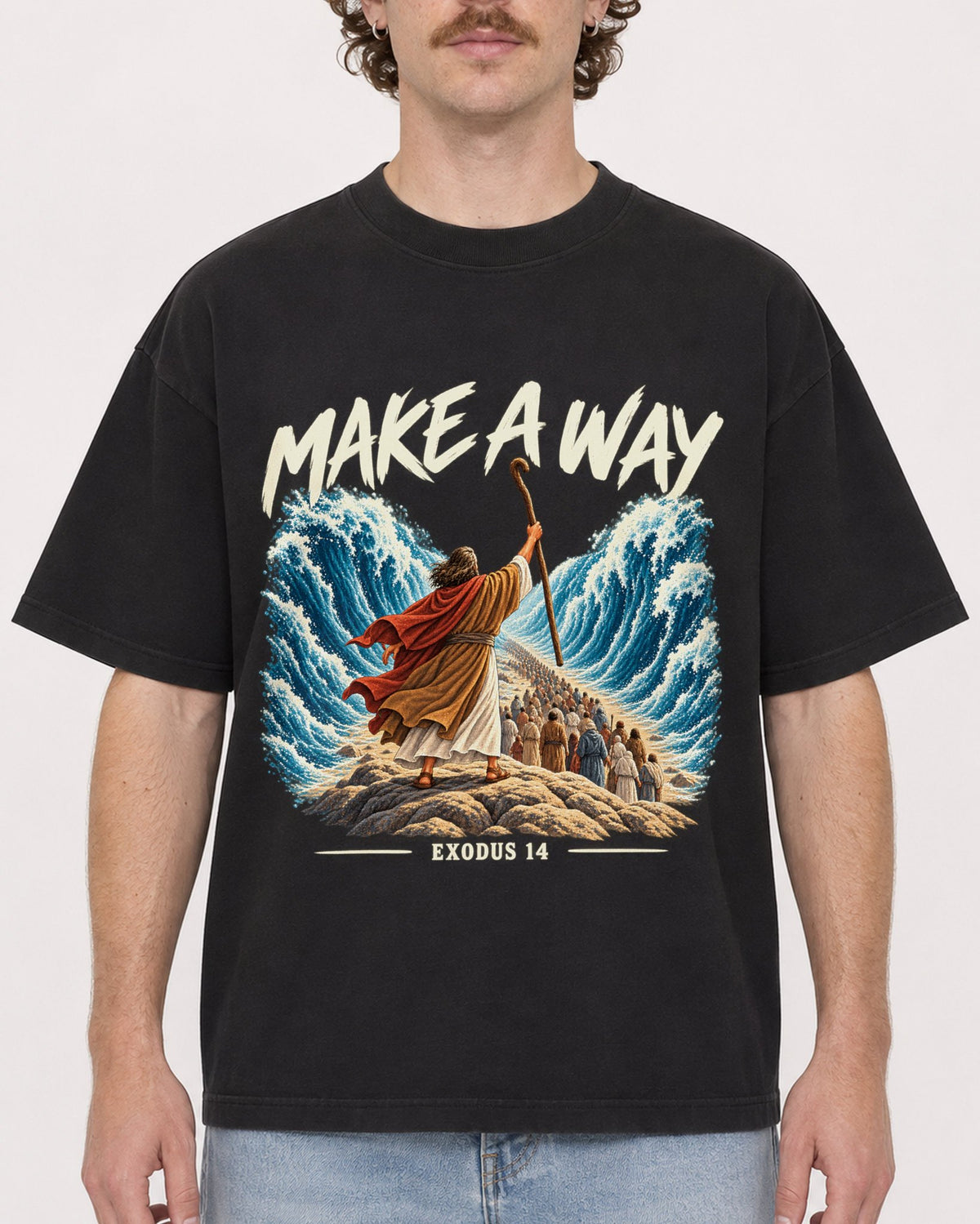 Mockup Boxy Heavyweight Tee Black male close-up 09