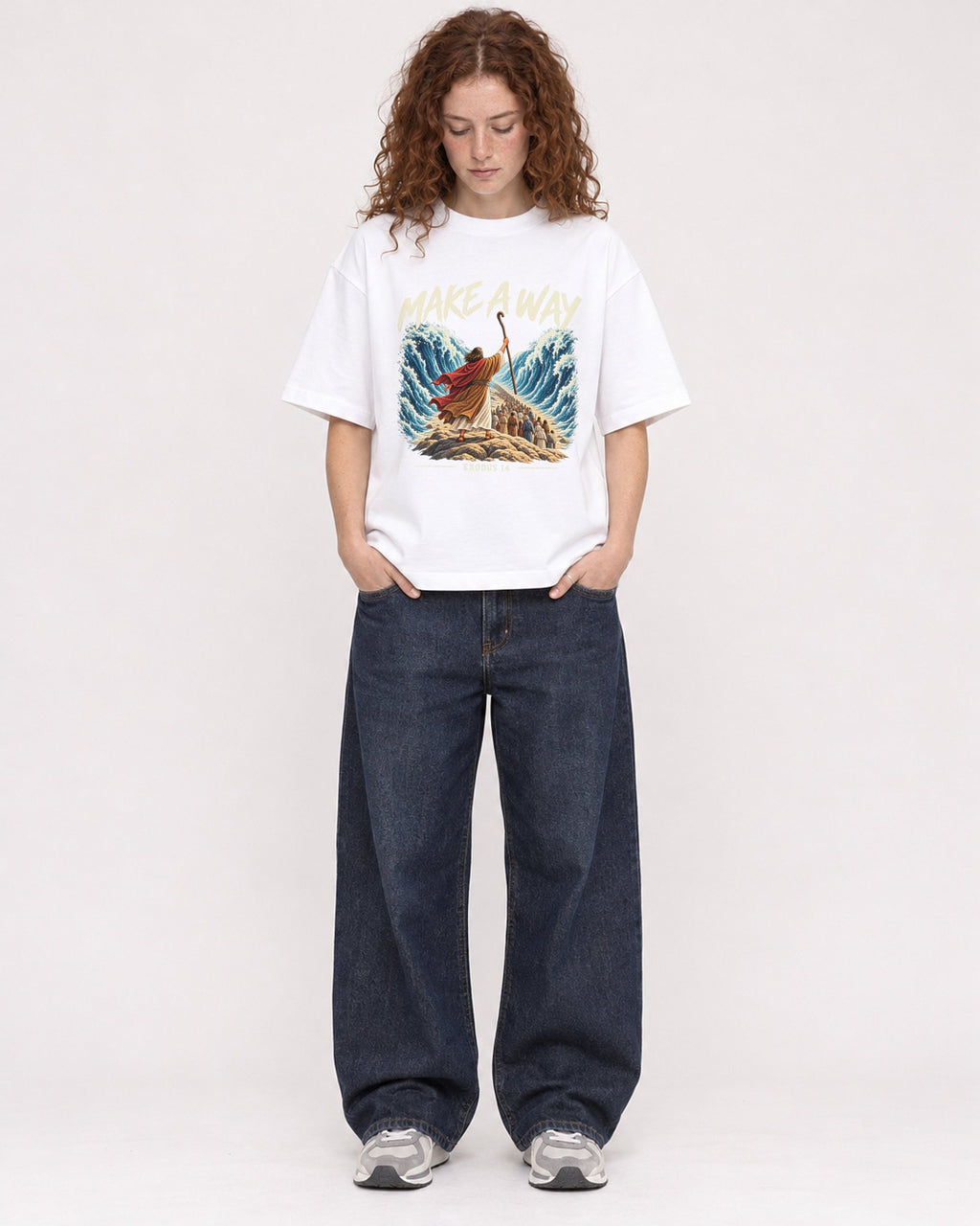 Mockup Boxy Heavyweight Tee White female full-body 09