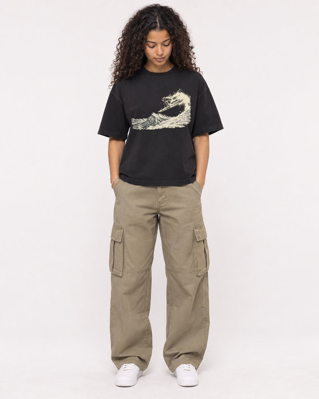 Mockup Boxy Heavyweight Tee Black female full-body 10
