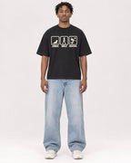 Mockup Boxy Heavyweight Tee Black male full-body 05
