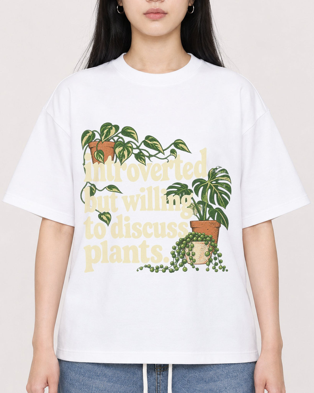 Mockup Boxy Heavyweight Tee White female close-up 01