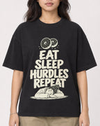 Mockup Boxy Heavyweight Tee Black female close-up 02