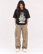Mockup Boxy Heavyweight Tee Black female full-body 02