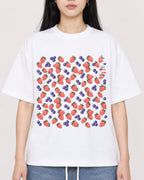 Mockup Boxy Heavyweight Tee White female close-up 01