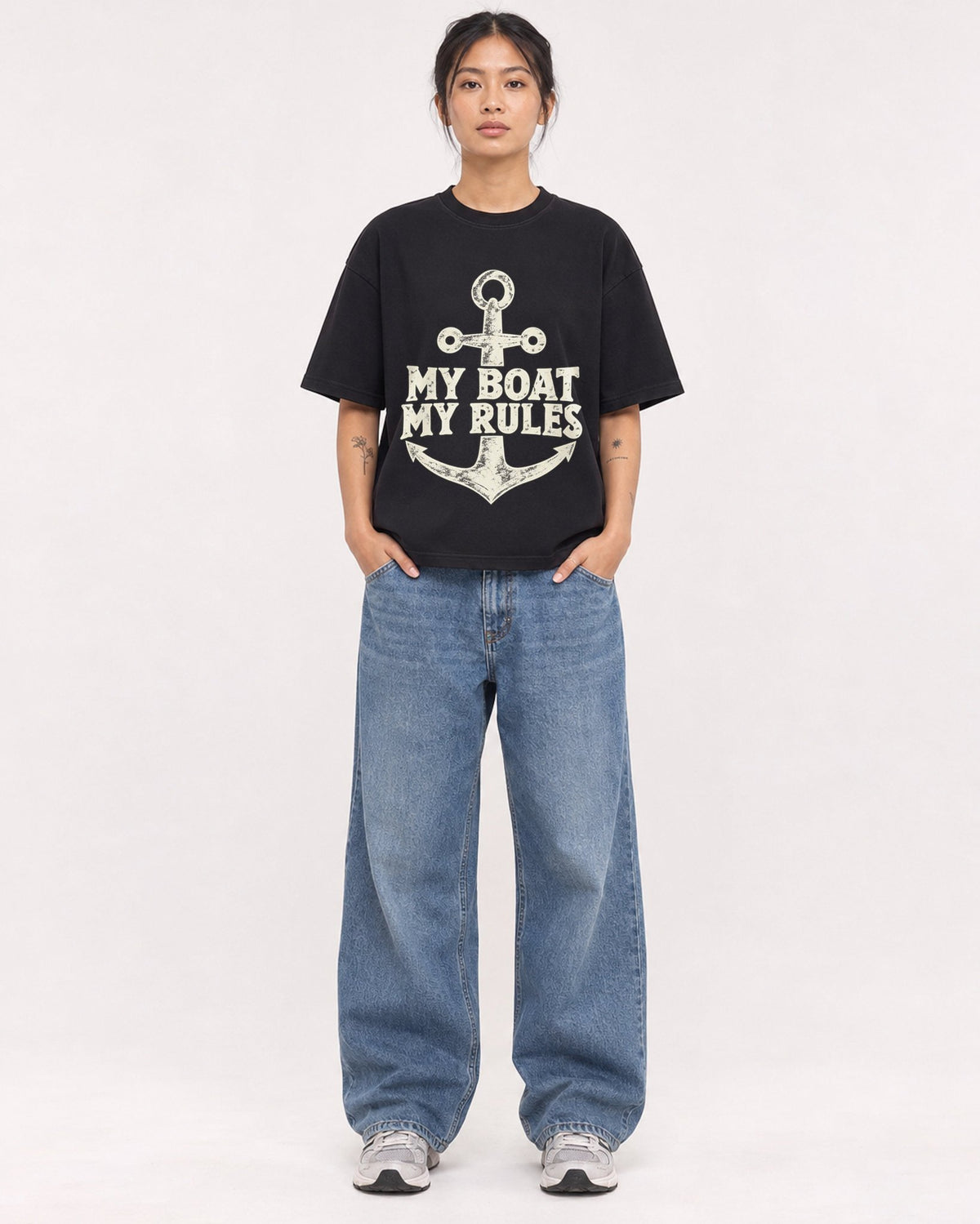 Mockup Boxy Heavyweight Tee Black female full-body 12